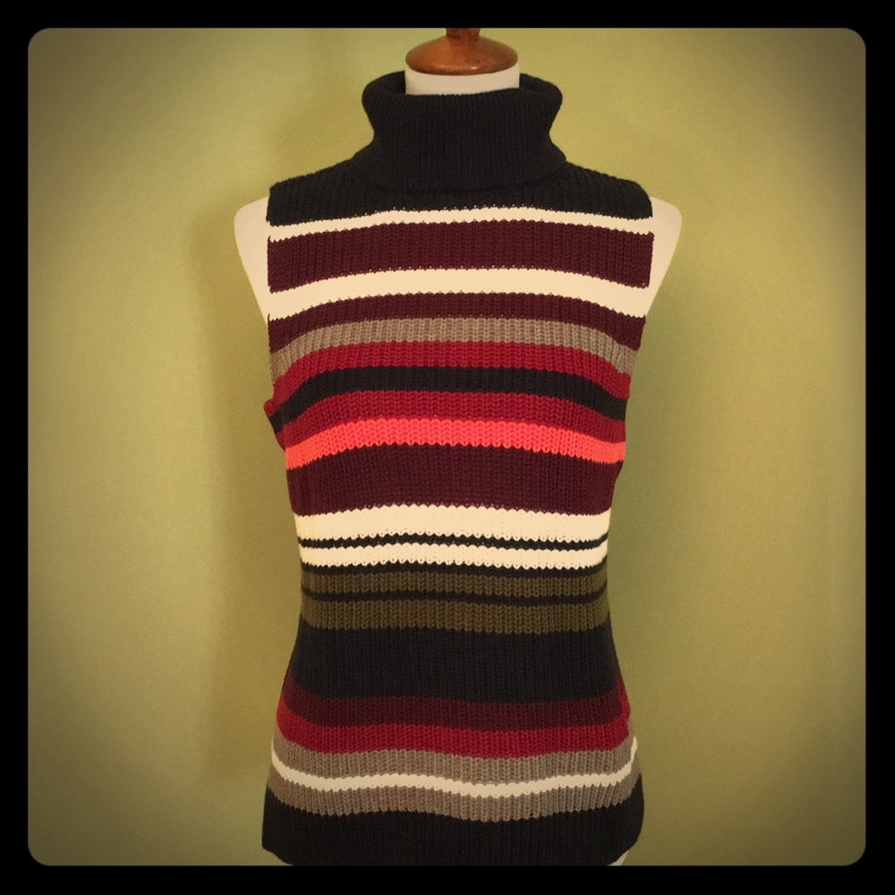 Abercrombie & Fitch Sleeveless Knit Turtleneck